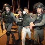 Israël arresteert en vervolgt honderden Palestijnen